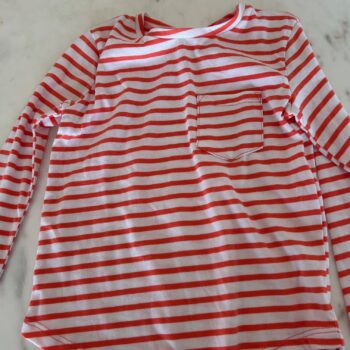 Long sleeved t-shirt with pocket 5-6yrs