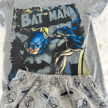 Buundle of Batman t-shirt Spiderman shorts 7-8yrs