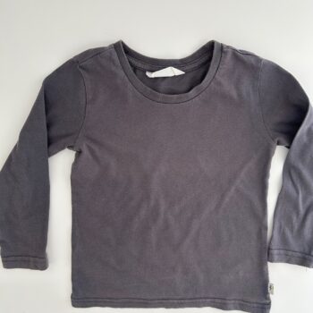 Long sleeved t-shirt 3-4yrs