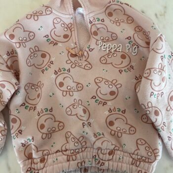 Peppa Pig sweatshirt 4-5yrs