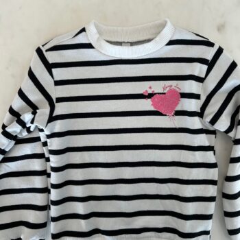 Cute sweatshirt 4-5yrs