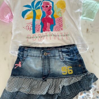 Barbie top and super cute skirt 4-5yrs