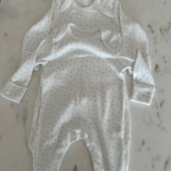 Buundle of 2 beautiful cotton rompers 0-3mnths