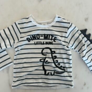 Dino-Mite embossed gorgeous top 3-6mnths