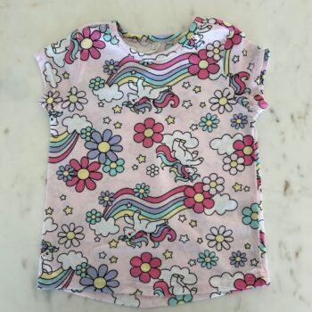 Rainbow and unicorn top 3-4yrs