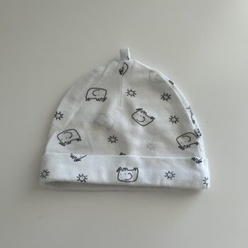 Woolworths cap cotton rich 0-3mnths