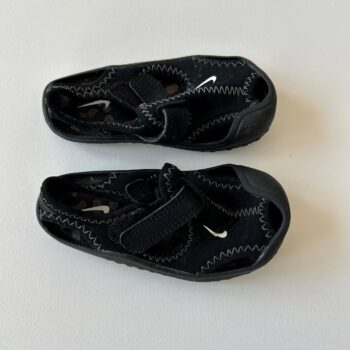 Nike Shoes 6-9mnths