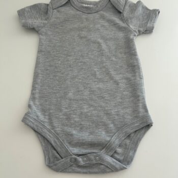Grey Melange romper 6-12mnths