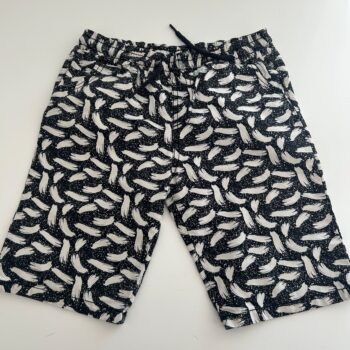 Cotton shorts with pockets 6-7yrs