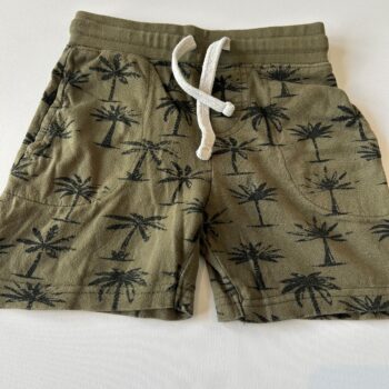 100% cotton printed shorts 3-4yrs