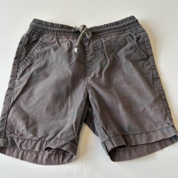 WOOLWORTHS shorts 4-5yrs
