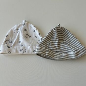 Set of 2 WOOLWORTHS caps 3-6mnths